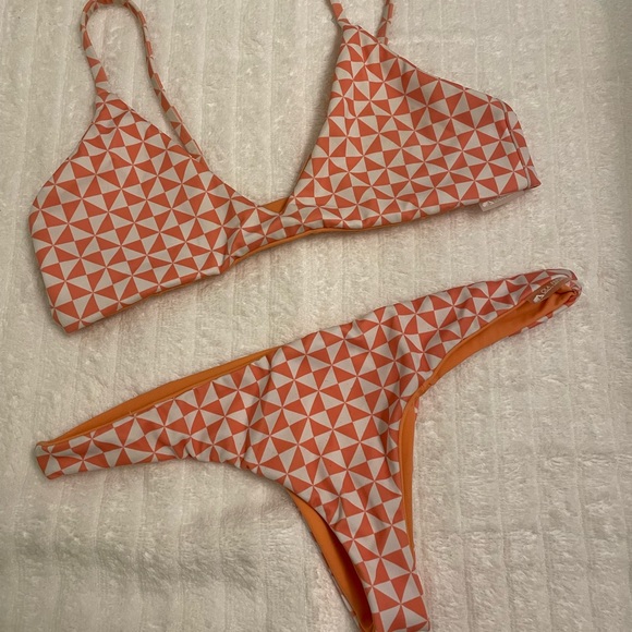 OlaFeroz by Jessica Garcia Swim Set - Picture 2 of 8